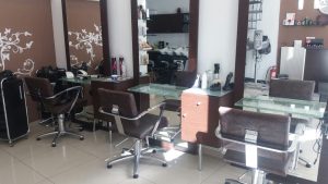 LE BOUCLE HAIR & NAIL SPA - ΚΟΜΜΩΤΗΡΙΟ - ΚΑΛΑΜΑΡΙΑ
